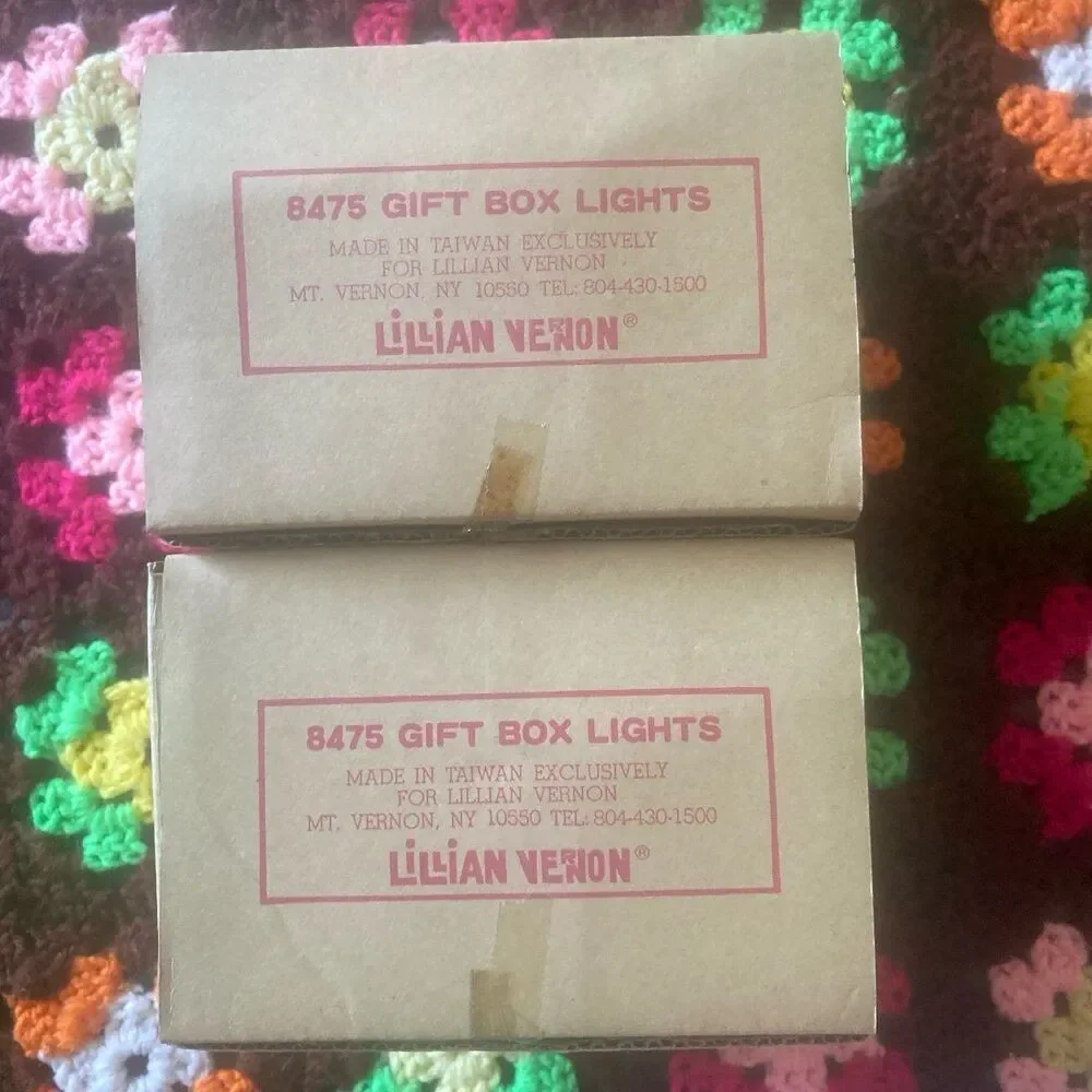 Vintage Lillian Vernon Blow Mold Present Lights NIB 90s Christmas Holiday 2 sets